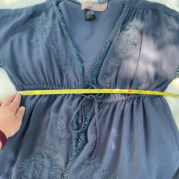 ✨3 for $25✨ Urban Mango kimono style top - Picture 3 of 6